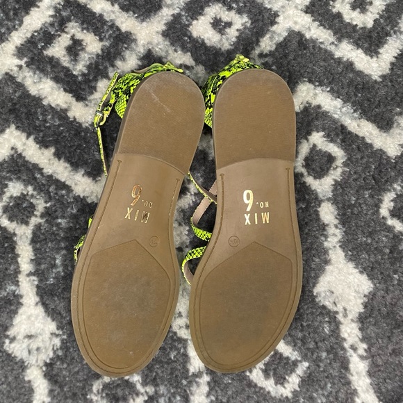 Mix No. 6 green snakeskin sandals - Picture 4 of 5